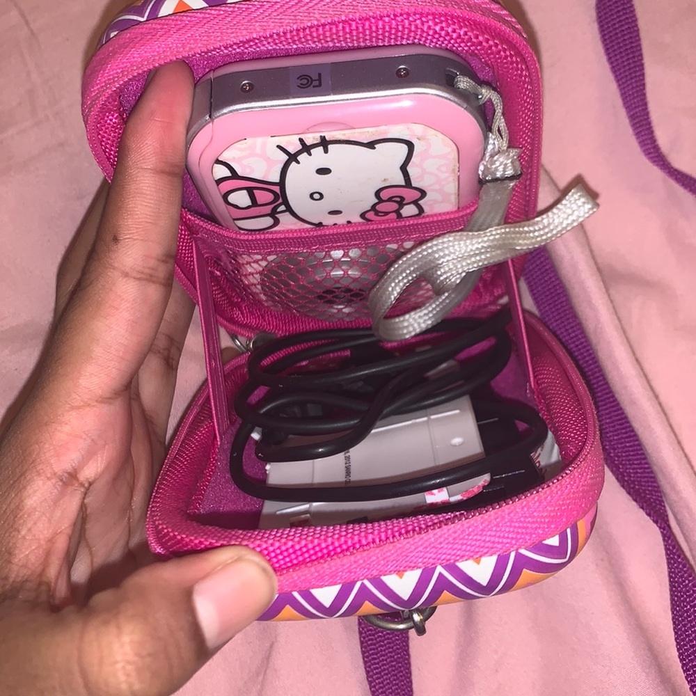 Hello kitty camera. - Picture 2 of 5
